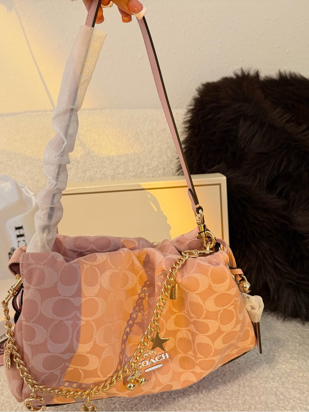 NWT Coach Pink Faye Shoulder Bag With Signature Chain & Gold Hardware
